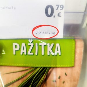 CHCETE VÝRAZNE UŠETRIŤ NA KORENINÁCH? VNÍMAJTE V OBCHODOCH KILOVÉ CENY NA CENOVKÁCH!
